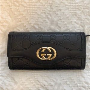 Gucci wallet